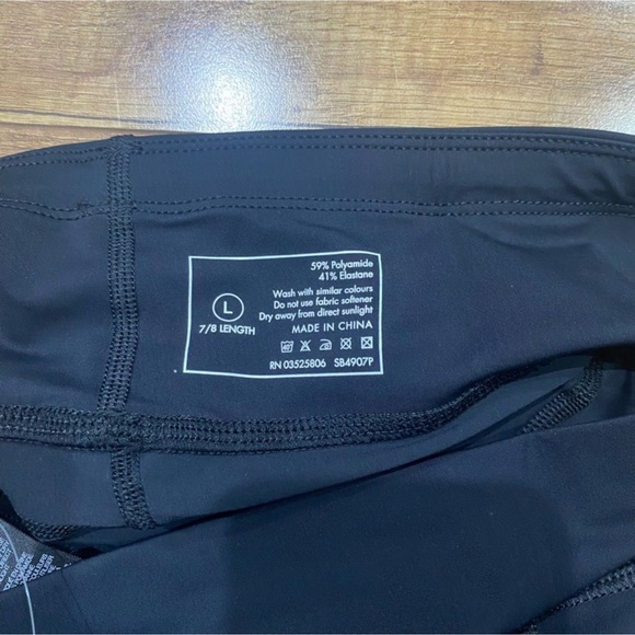 Sweaty Betty Zero Gravity High-Waisted 7/8 Running Leggings - Picture 10 of 13